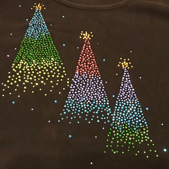QF black holiday 3/4 sleeve top with 3 ombréd Christmas trees — sparkly! (2X) - Picture 8 of 16